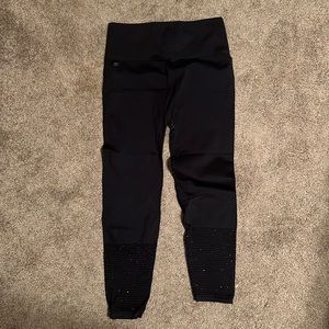 Used fabletics black medium leggings